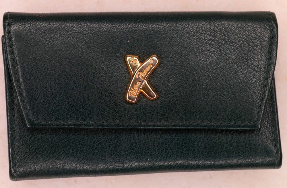 Vintage Paloma Picasso Black Leather 6-Hook Key Case Wallet NWT